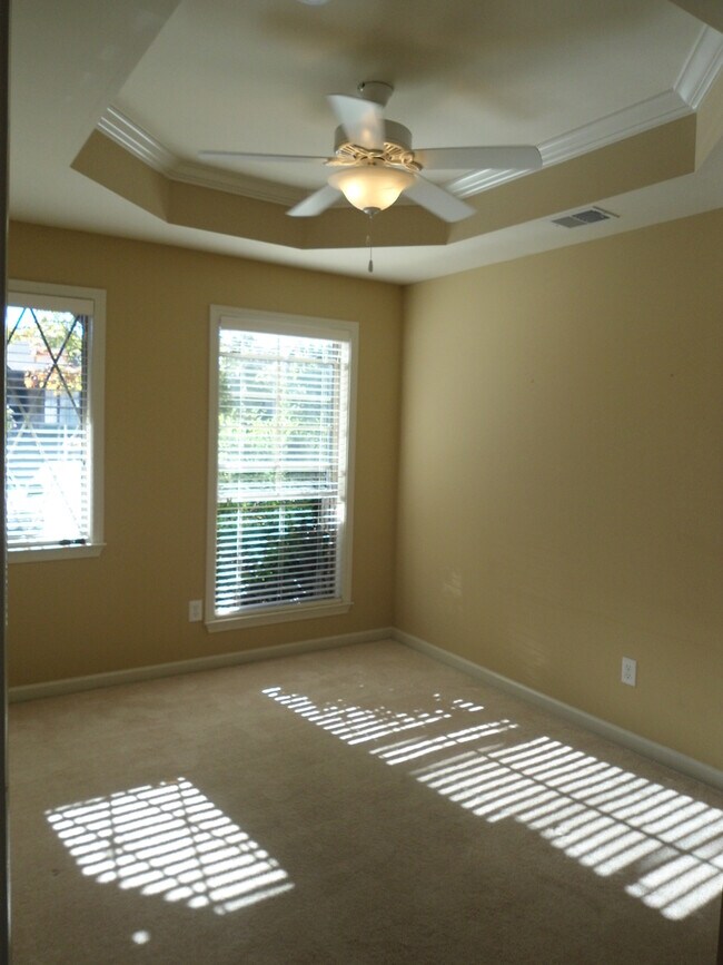 Foto del edificio - Home for Rent in McCalla! Available to Vie...