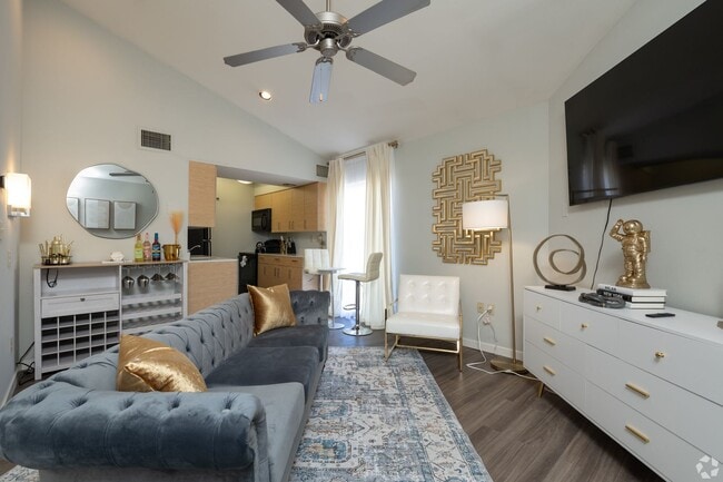 Interior Photo - The Haven at Craigshire