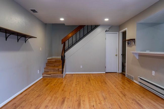 Foto del edificio - 3720 Iris Ave