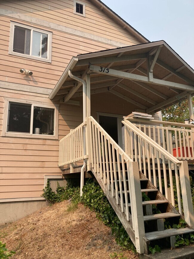 Foto del edificio - 315 Whatcom St