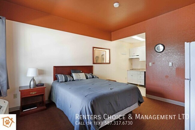 Building Photo - Bachelor Suite, Fully Furnished, Dog Frien...