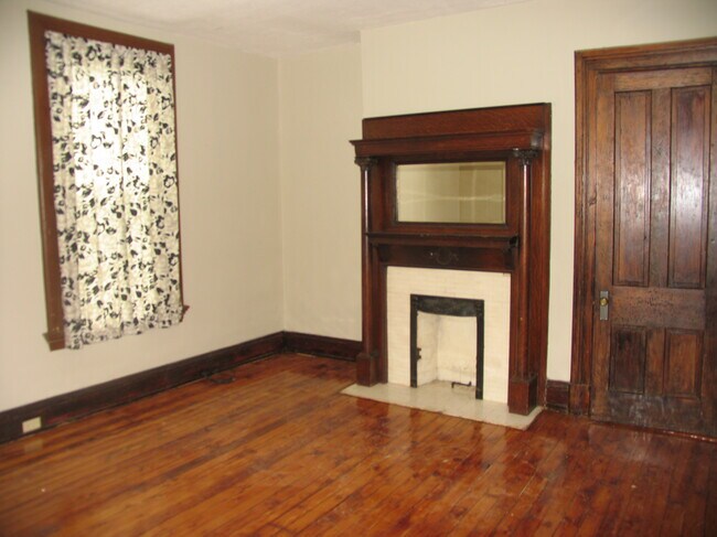 Foto del edificio - 2745 Norwood Ave