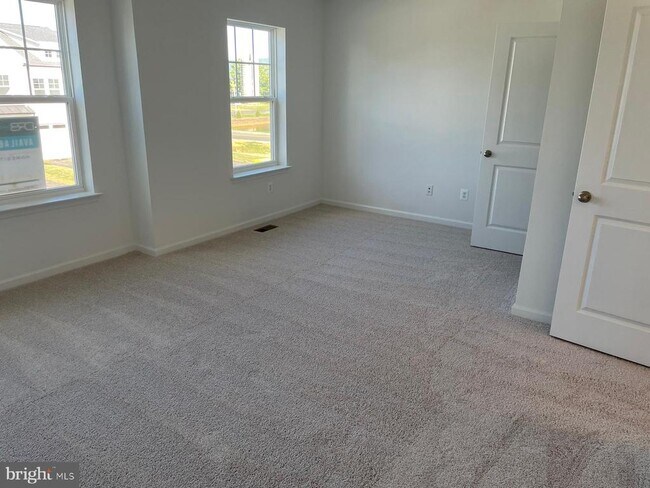 Building Photo - 31 TOWTON Pl