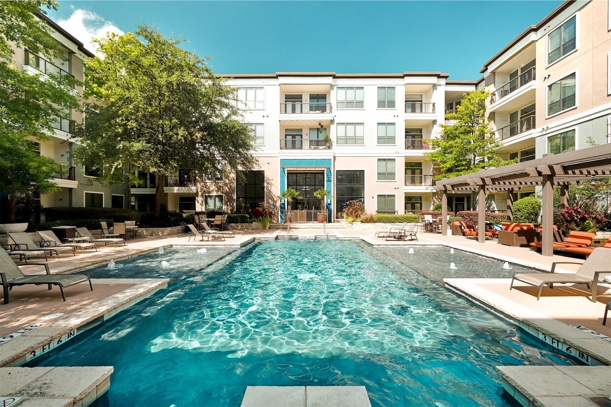 Seville Uptown Apartments Dallas Tx Of Imt Seville Uptown Seville Uptown Apartments Dallas Tx Of Imt Seville Uptown
