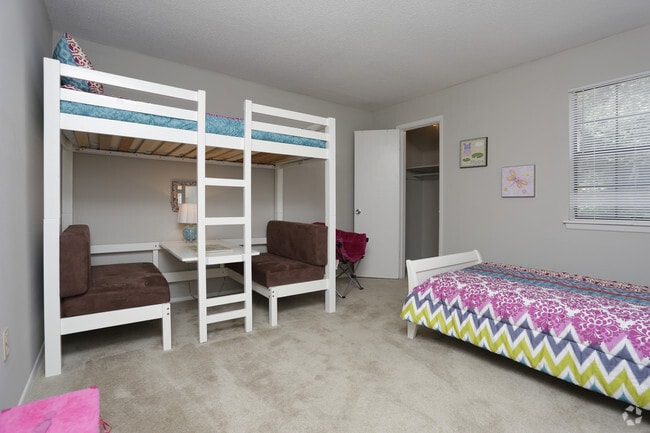 Interior Photo - Lakeside Place