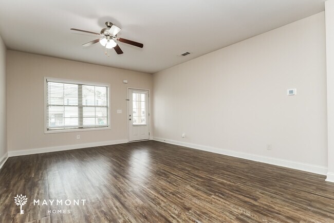 Foto del edificio - 1024 Allegiance Dr