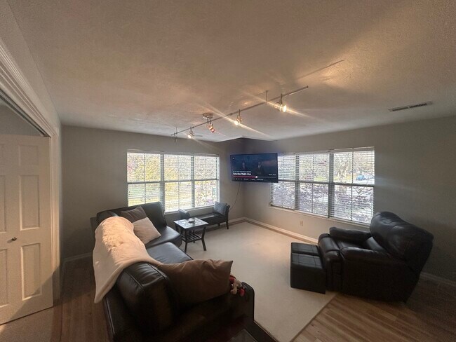 Foto del edificio - 59 W Lincoln St