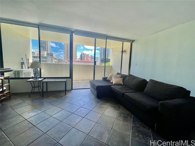 Building Photo - 2092 Kuhio Ave.