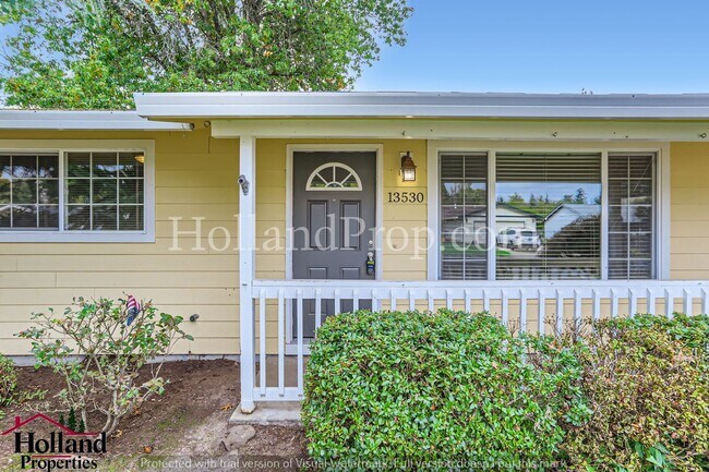 Building Photo - Best price - apply now!!!! Single level 3 ...