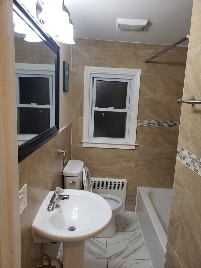Bathroom - 368 Boyden Ave