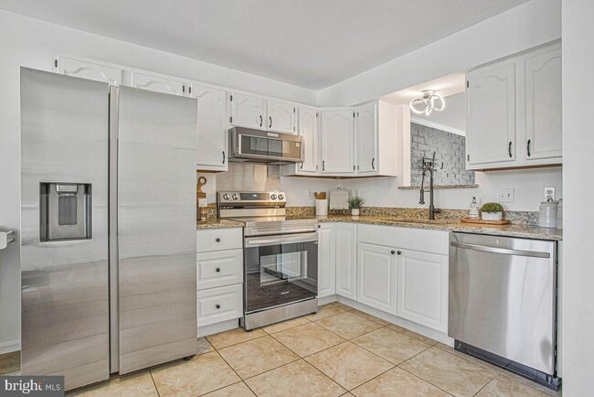 Foto del edificio - 3727 3rd Ave