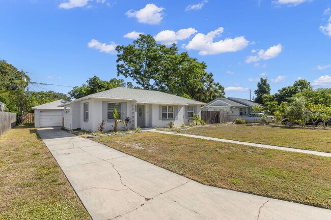 Foto del edificio - 3505 Prescott St N