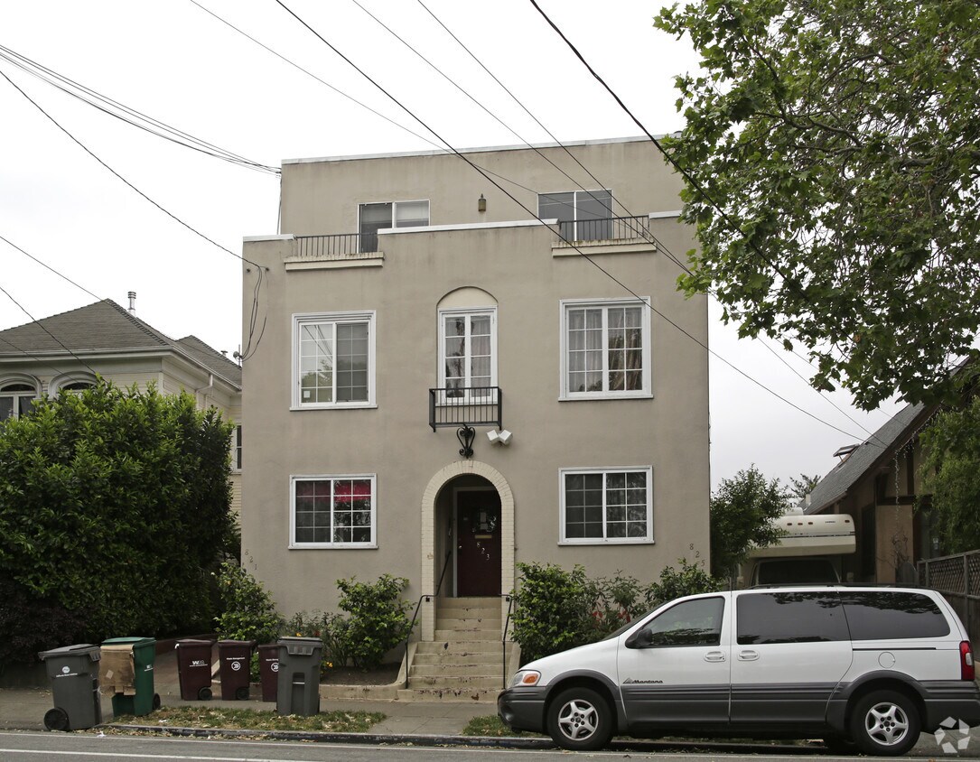 Foto del edificio - 823-825 55th St