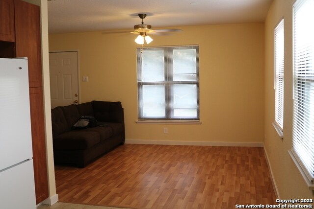 Building Photo - 651 Aurora-