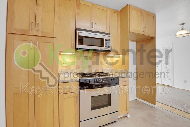 Building Photo - 6510 Barkley Way