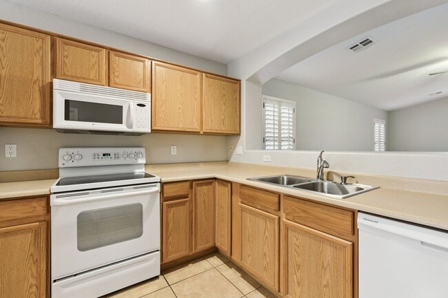 Building Photo - 3 Bed, 2 Bath Home in Power Ranch Subdivision, Gilbert, AZ