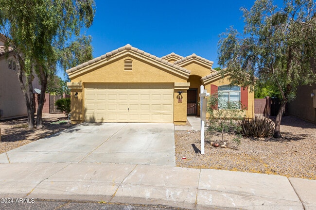 Building Photo - 3427 S 84th Ln