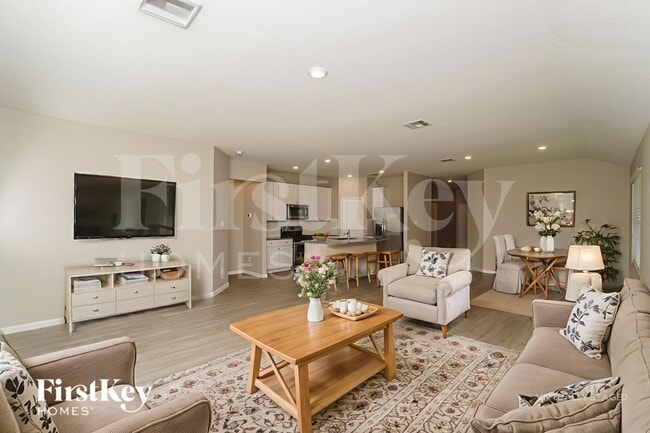 Building Photo - 1252 Treehouse Ln