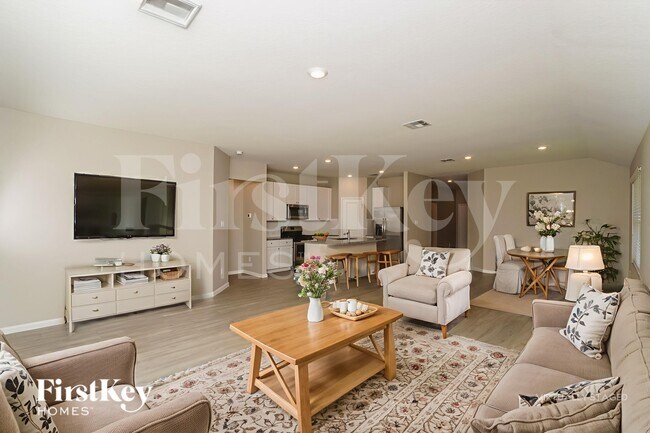 Foto del edificio - 1252 Treehouse Ln