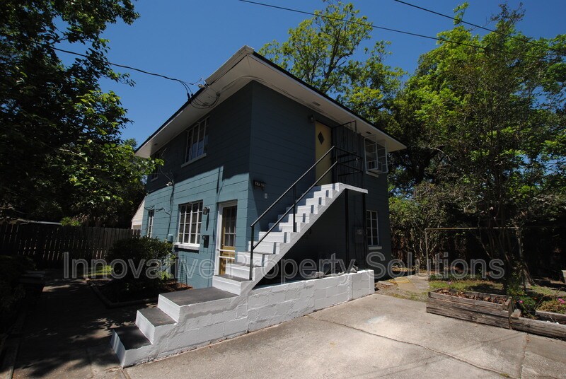 Primary Photo - 2729 Oak St