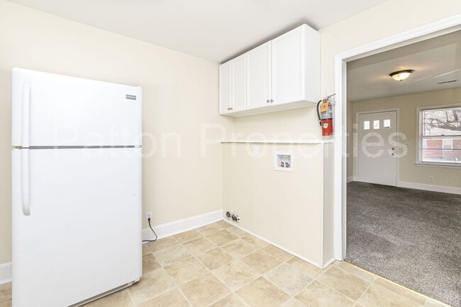 Foto del edificio - 4622-4624 Arlington Street - Inside CoC - R09216-08-01