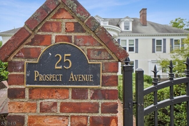 Building Photo - 25 Prospect Ave