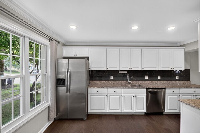 Foto del edificio - 6176 Martins Landing Ct