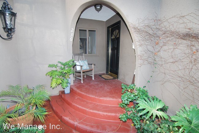 Foto del edificio - 236 Argonne Ave