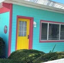 Building Photo - 1219 S Central Ave