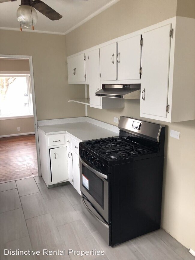 Building Photo - 3 br, 2 bath House - 1307 El Prado St.