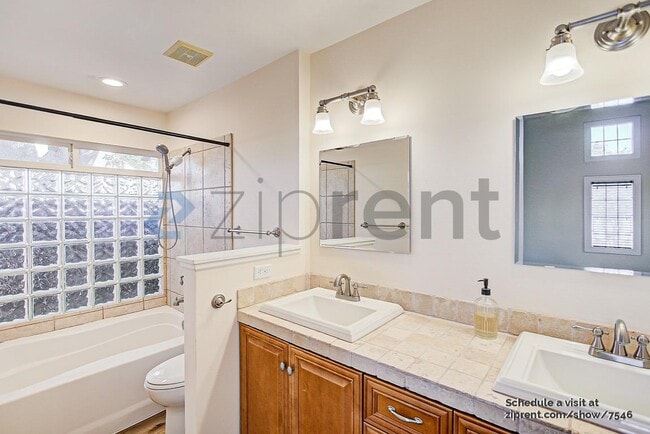 Foto del edificio - 770 Silver Cloud St