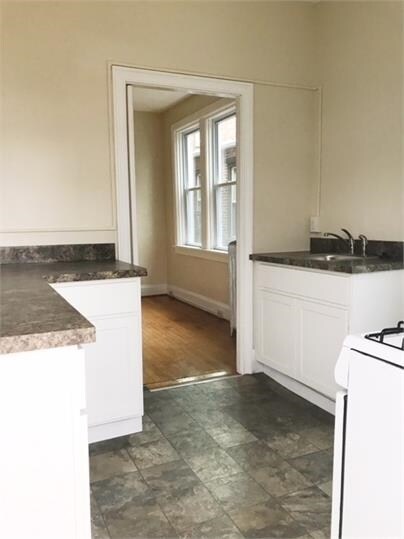 Foto principal - 223 Briggs St