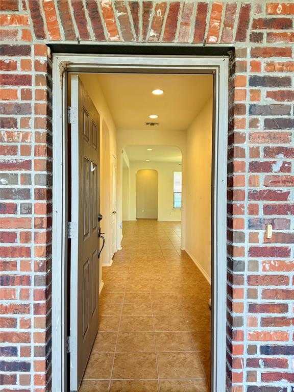 Foto del edificio - 1140 Yellow Iris Rd