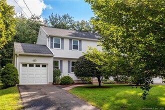 Building Photo - 113 Brandegee Ln