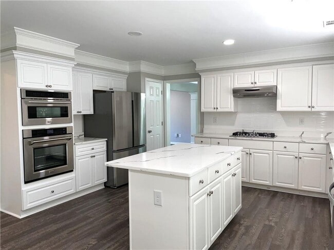 Building Photo - 125 Gainford Ct