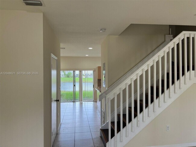 Foto del edificio - 1581 SE 31st Ct