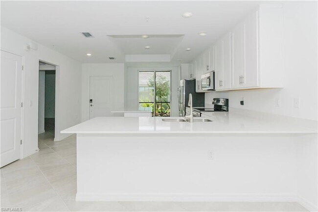 Foto del edificio - 5478 Double Eagle Cir