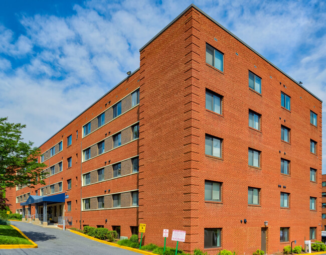 Foto del edificio - The Glens on Battery Lane