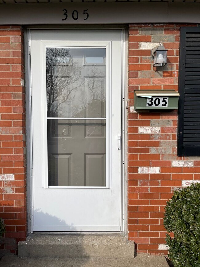 Foto del edificio - Coming Soon! Lovely Home w/ HW Floors! *Spring Special-$100/mo Off Your Rent for 6 Months!*