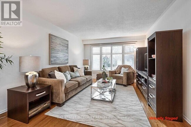 Photo du bâtiment - 1261 Richards Crescent