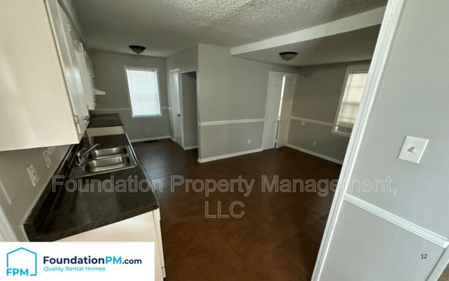 Building Photo - 3623 Arsenal St