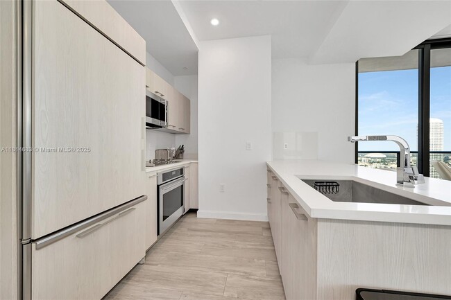 Foto del edificio - 55 SW 9th St