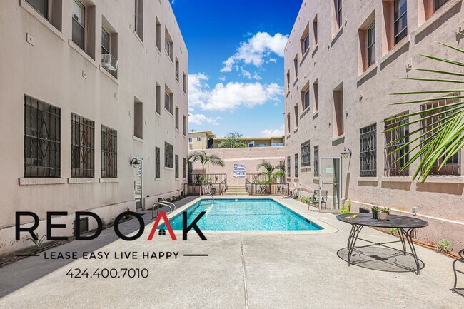Building Photo - Wonderful, Bright, and Spacious Remodeled ...