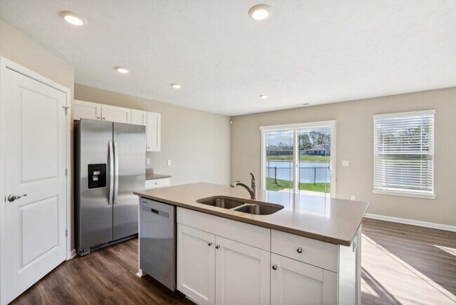 Foto del edificio - Fantastic 3bd/2ba home! Coming soon!