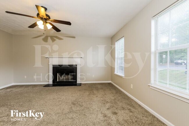 Foto del edificio - 6181 East Fayetteville Drive