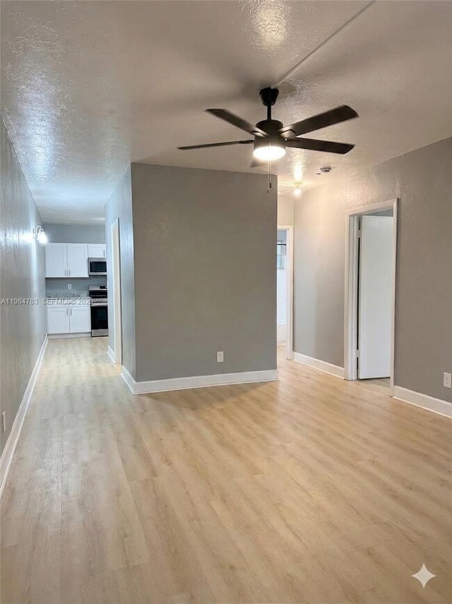 Building Photo - 730 NW 4th Ave