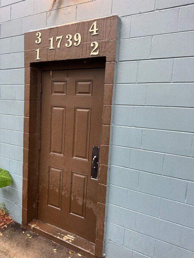 Foto del edificio - 1739 NE 2nd St