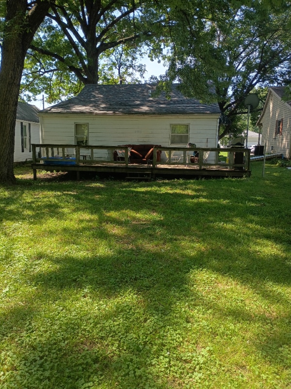 Building Photo - 817 E Franklin St