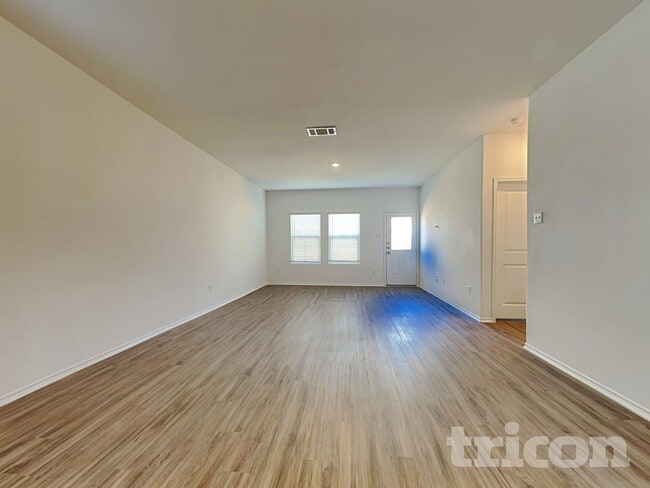 Foto del edificio - 149 Mica Trl