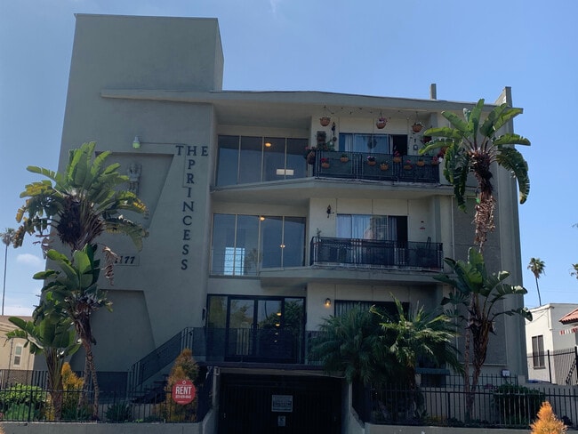Foto del edificio - 1177 S Norton Ave